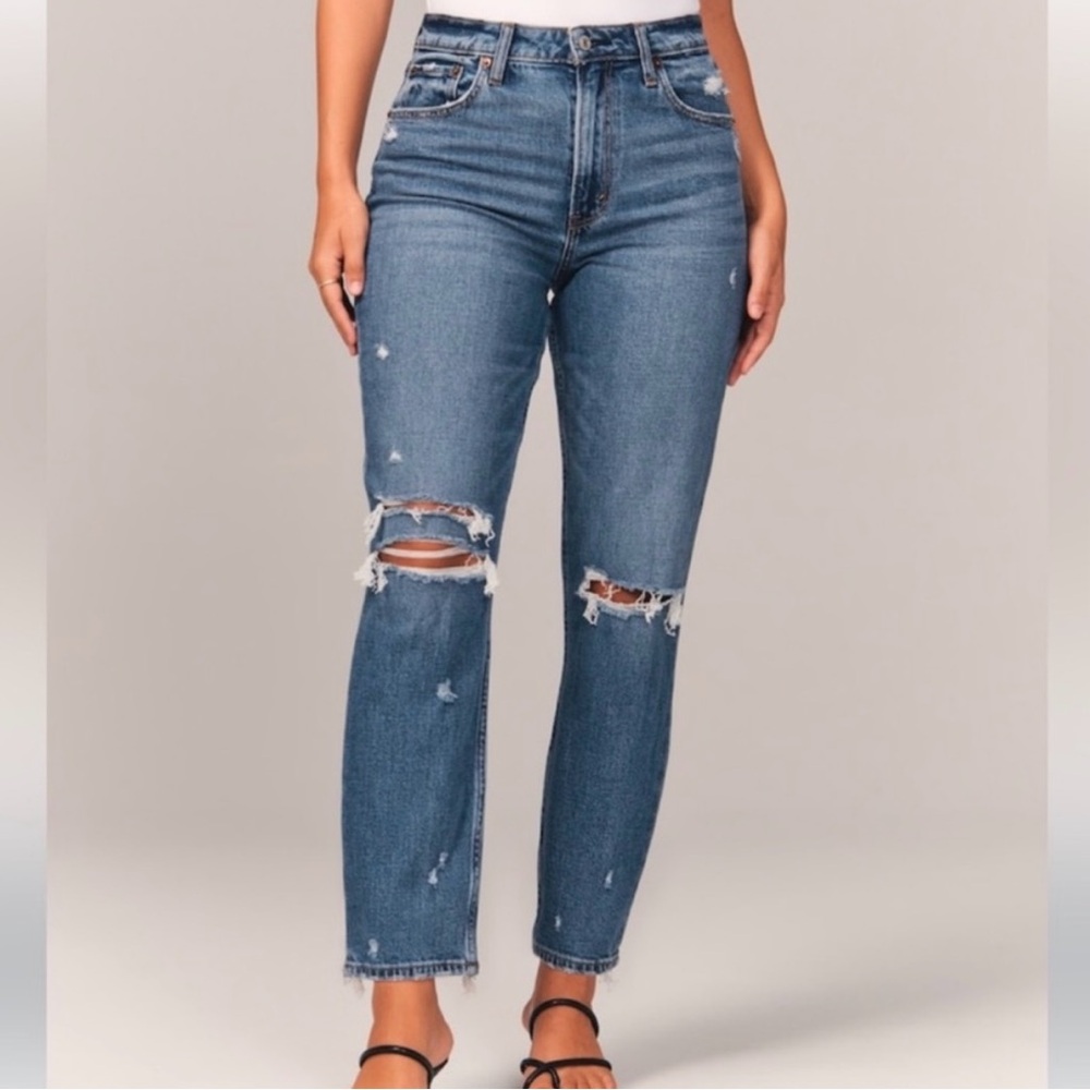 ABERCROMBIE & FITCH The Mom High Rise Distressed Curve‎ Love Denim Jeans Size 28